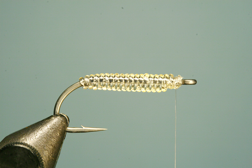 Jelly belly minnow fly pattern - tying step 4